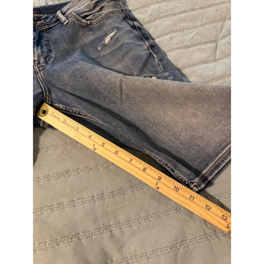 Silver Jeans Suki Bermuda Shorts‎ Womens 29 Distressed Medium Wash L53936SSX204